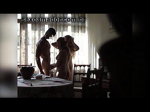 ❤️ Секс приятели канят гигантски мъж и тройка с него ❤ Ебане видео в bg.bencoineth.top ❌